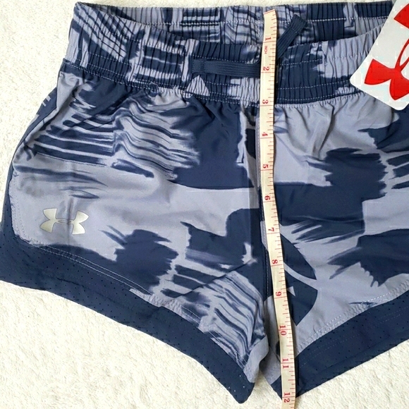 NWT girls YMD Under Armour girls grey shorts - Picture 3 of 10